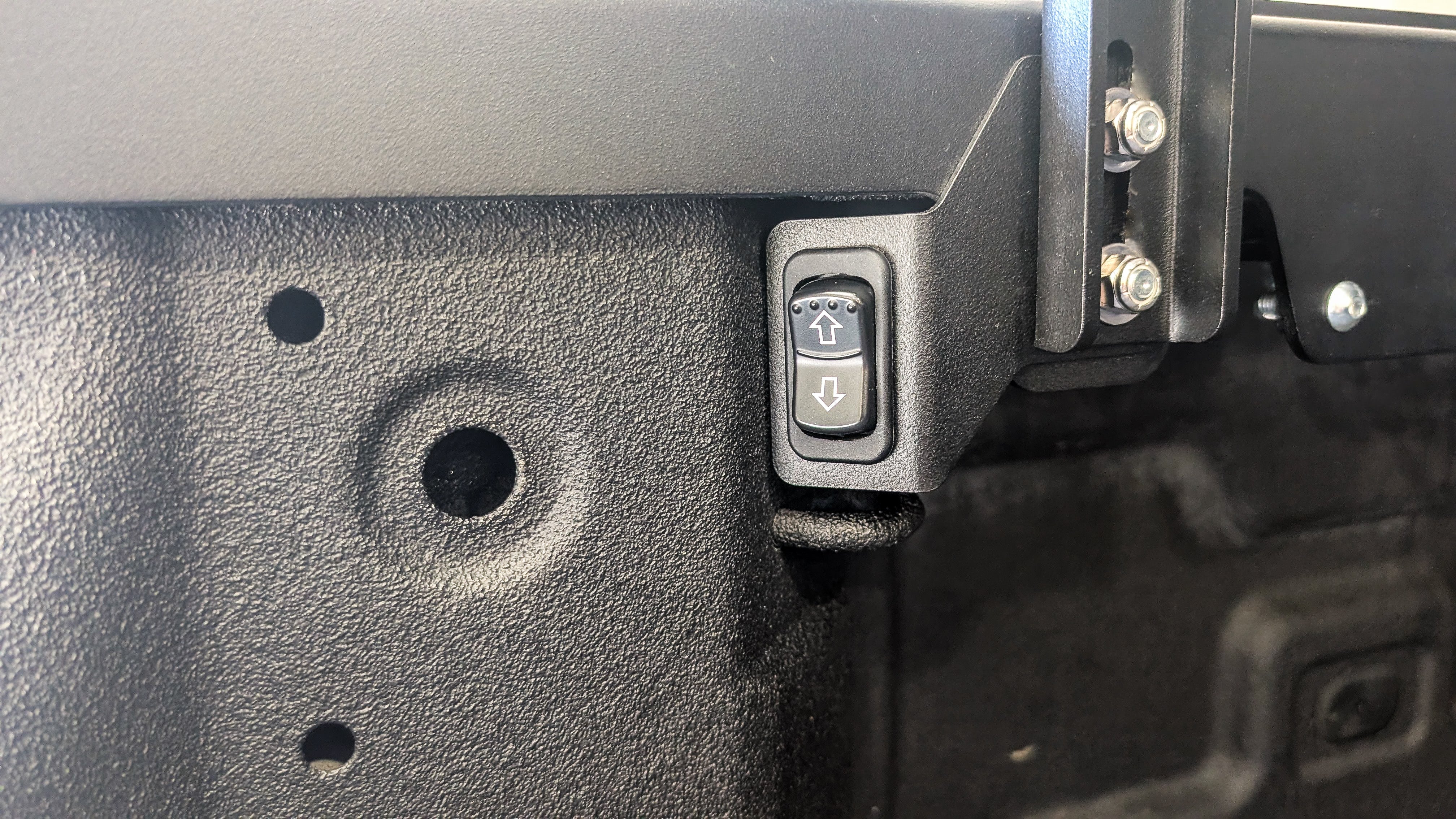 Matrix Power Lift Kit for GT & ST Truck Toppers
