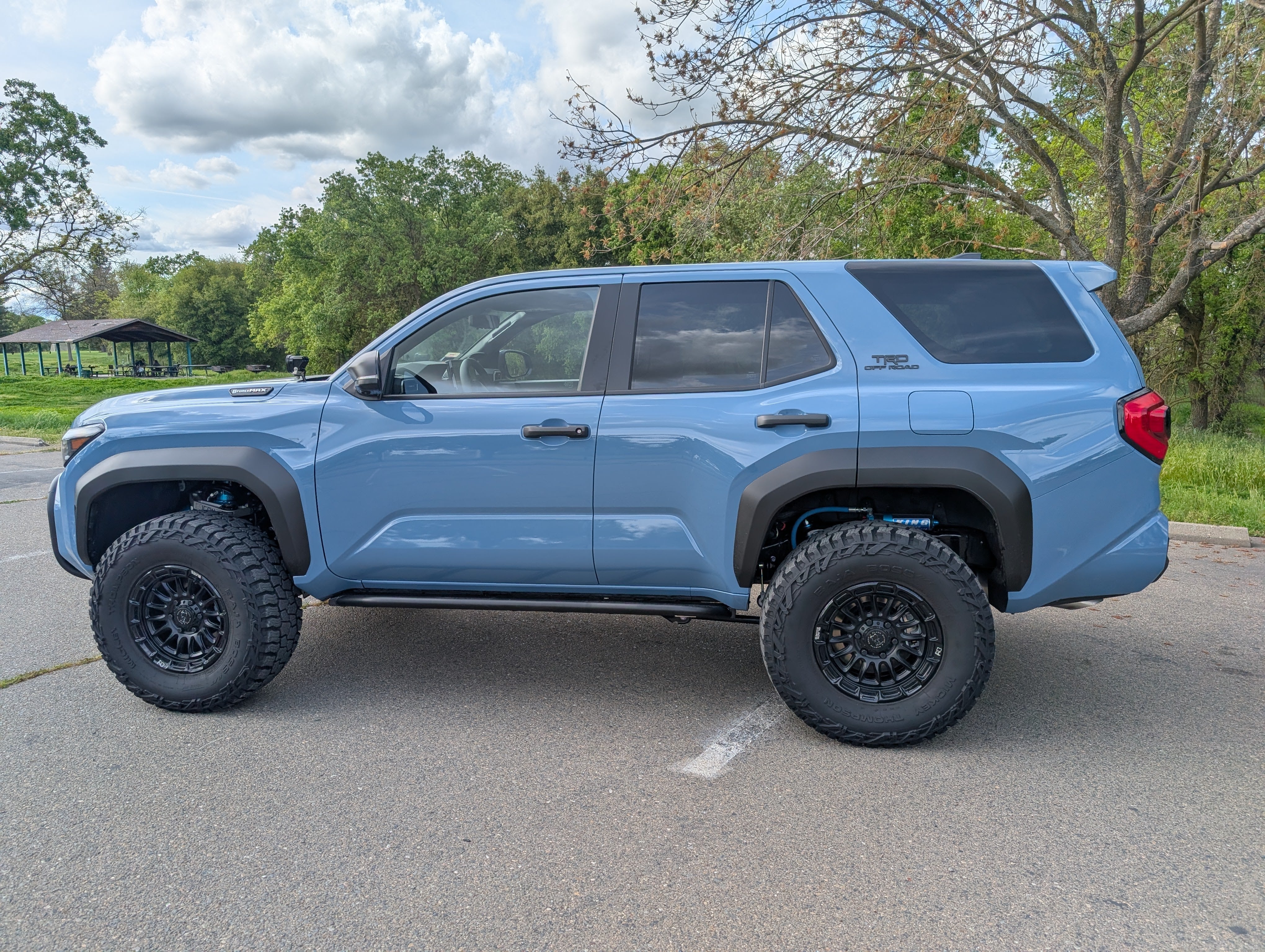CAtuned Toyota 4Runner Rock Sliders