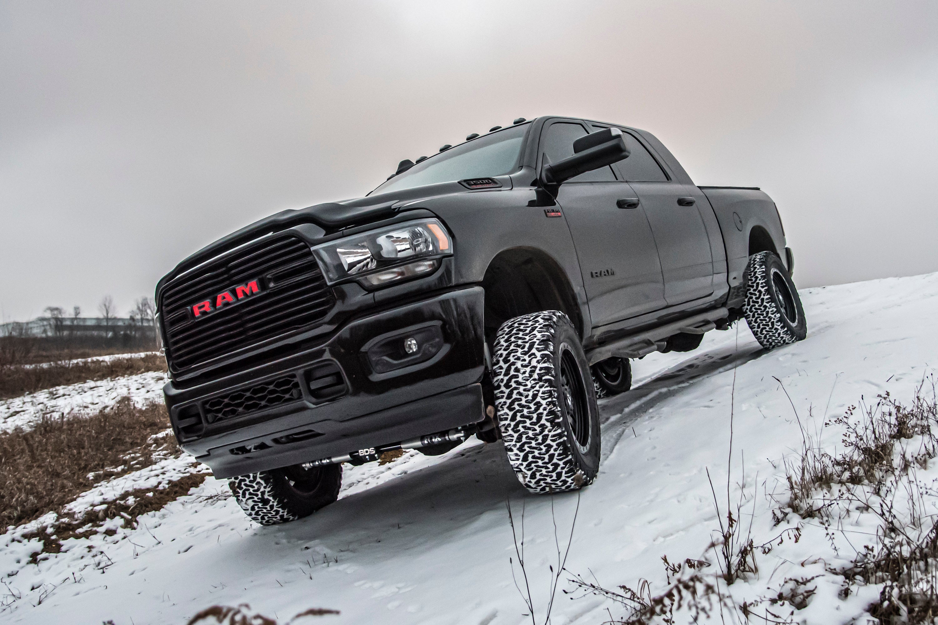 BDS 4 Inch Lift Kit FOX 2.5 Performance Elite Radius Arm for Ram 3500 Diesel 4WD (2019–2024)