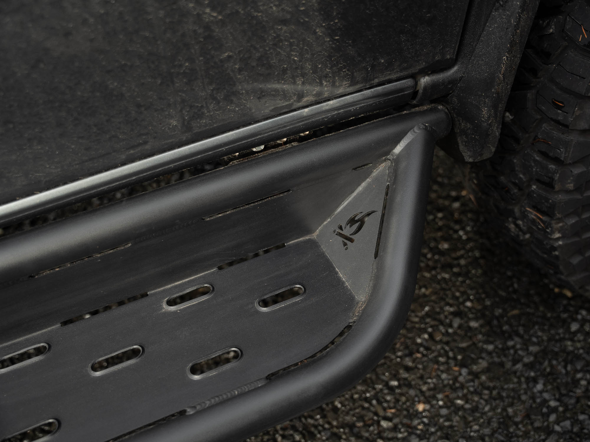Winnebago Ekko Sprinter Side Steps – Aluminum Cab Entry Upgrade (2019 ...
