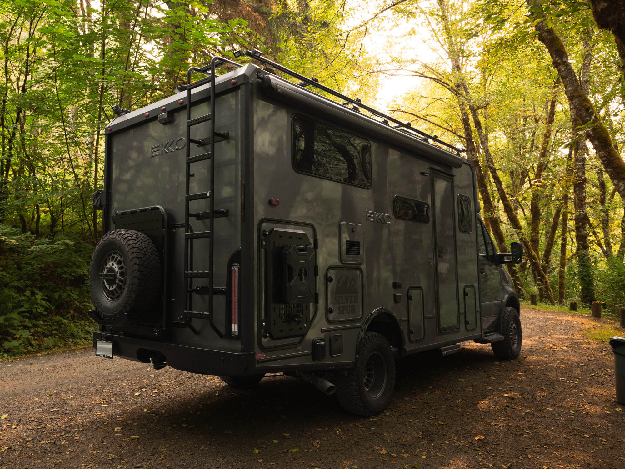 Winnebago Ekko Rear Bumper installed for easy access to the roof of Transit and Sprinter Ekko models