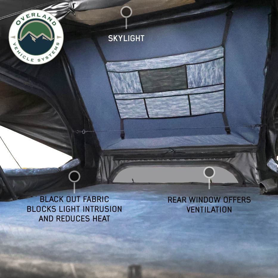 XD Atlas Cantilever ABS Hard Shell Roof Top Tent Inside