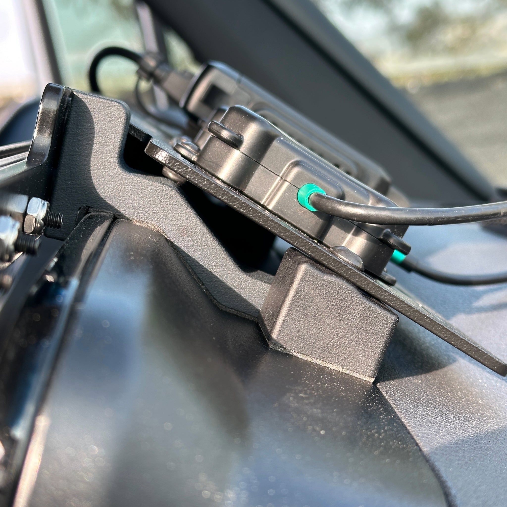 TERRA X X Plate Accessory Mount for Navidok Overlander X – Powder-Coated Aluminum