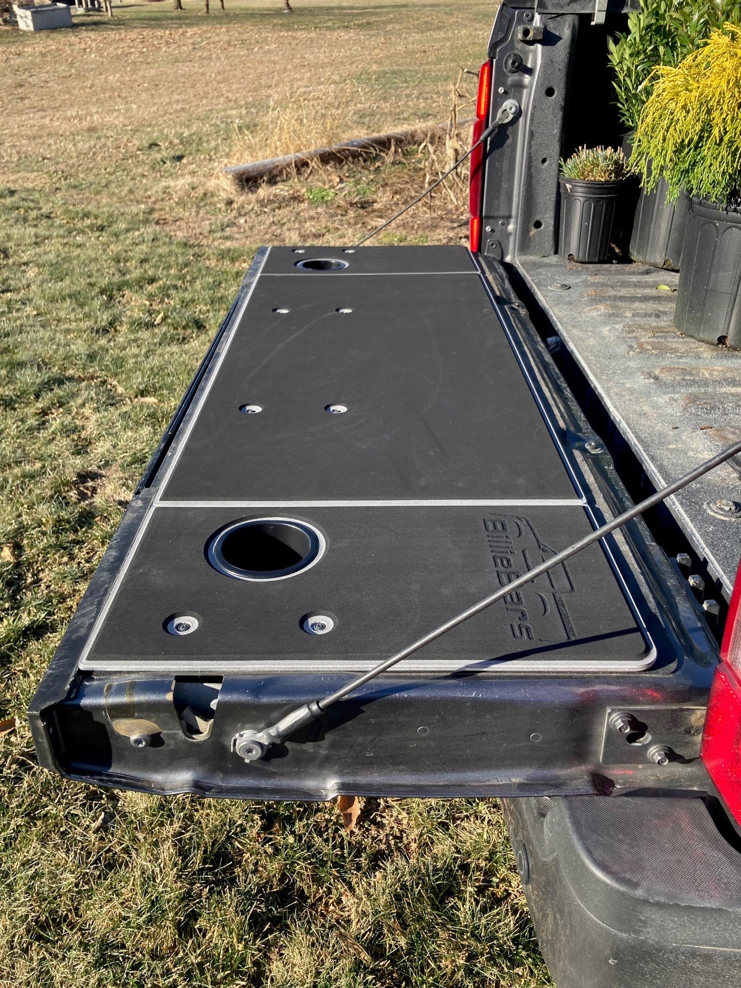BillieBars Tailgate Cover – F250 / F350 Super Duty (2017–2022)