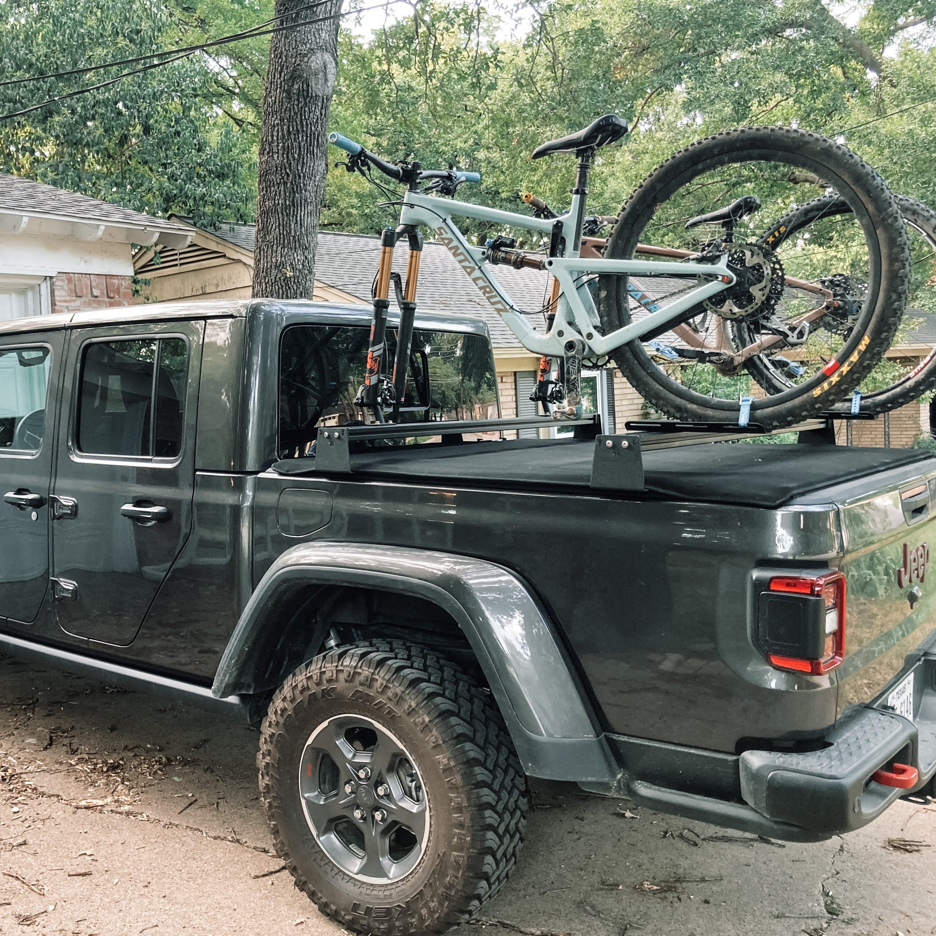 Jeep Gladiator (2019-Present), Low Profile Bed Rack