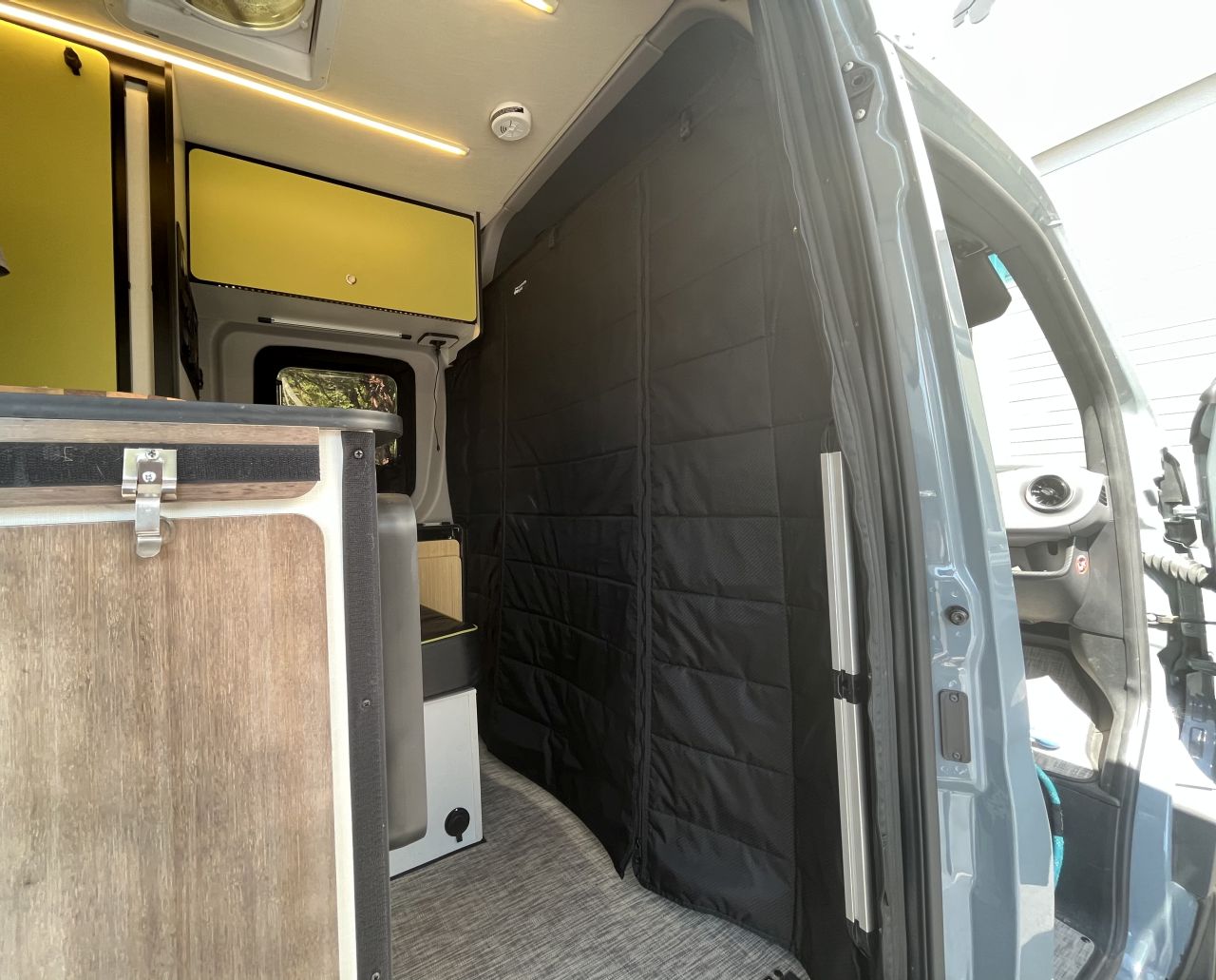Revel 2021+ Cab Partition