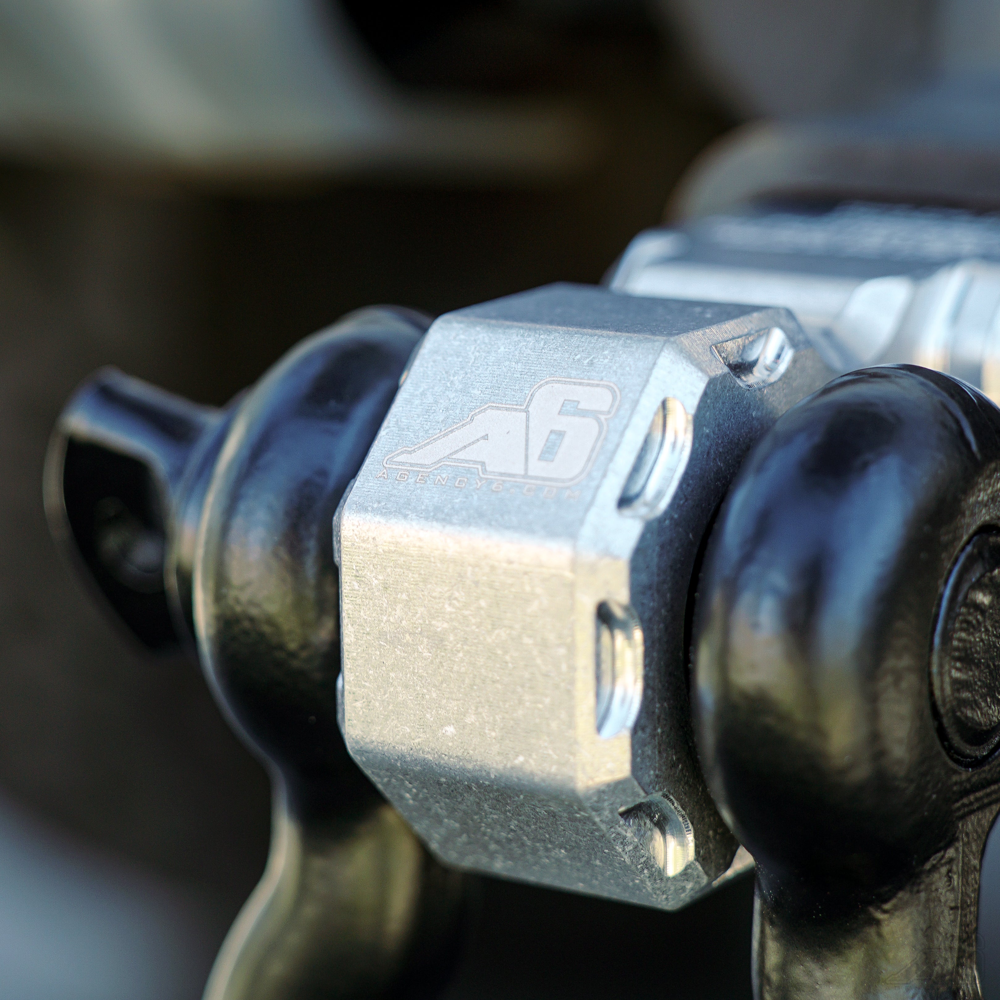 Shackle Block 2" Assembly - Raw