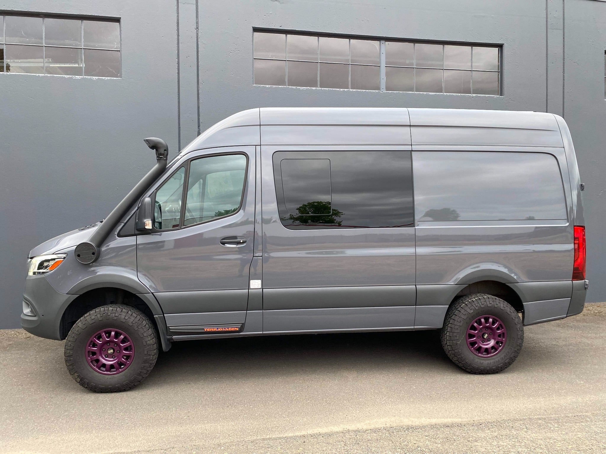 Mercedes Sprinter 907 Snorkel for V6 Diesel (2019–2023) – Raised Air Intake System